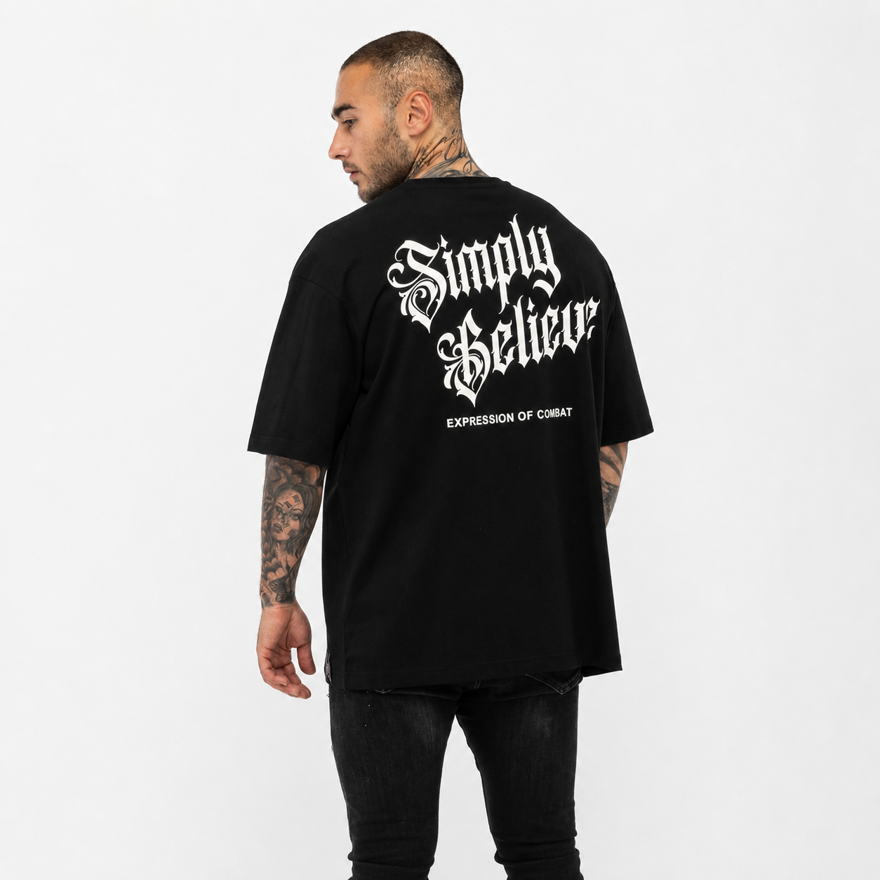 Tapout SIMPLY BELIEVE Oversized T-Shirt Unisex - Zwart