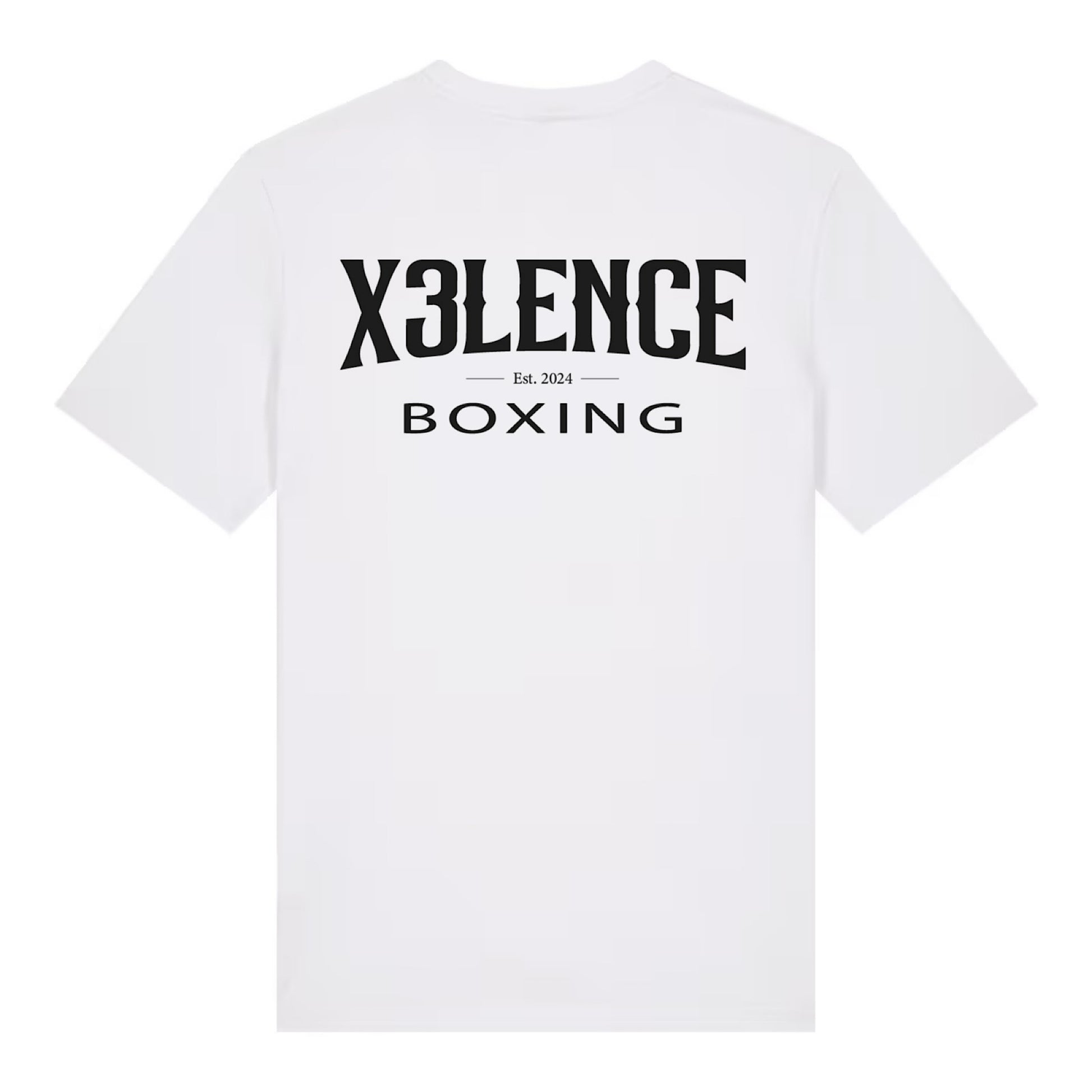 Achterkant van wit X3LENCE Boxing T-shirt met zwart ruglogo “BOXING – Est. 2024”, biologisch katoen